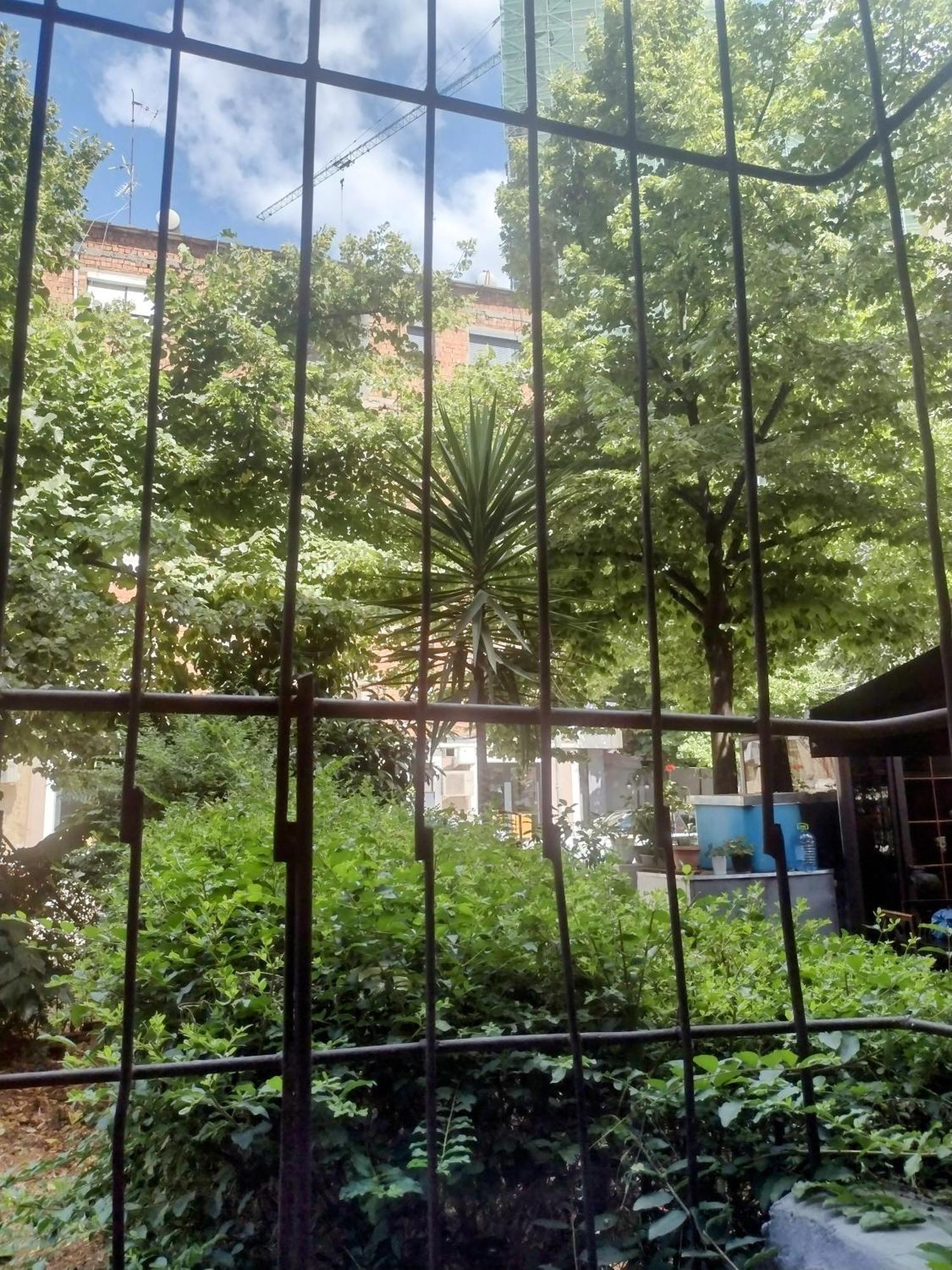 Era Echoes - Preserved Historical Apartment Tirana Kültér fotó
